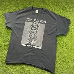 Vintage Early 2000s Joy Division Unknown Pleasures Band T-shirt